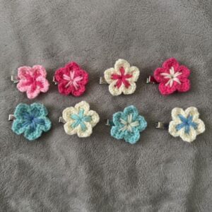 4 Hair Clips